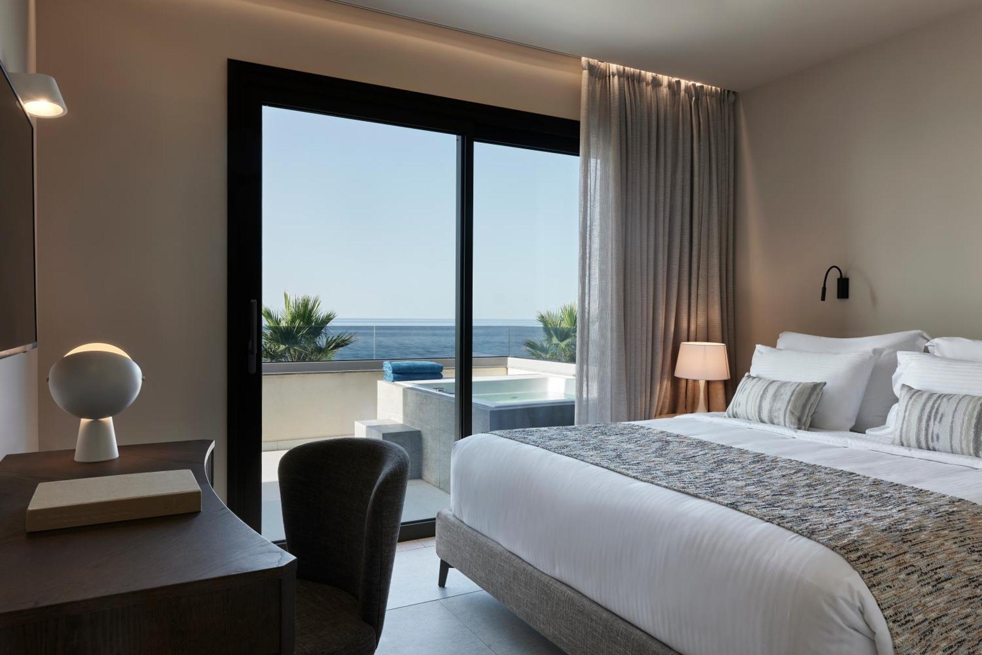 Amira Luxury Resort & Spa - Adults Only Adelianos Kampos Quarto foto